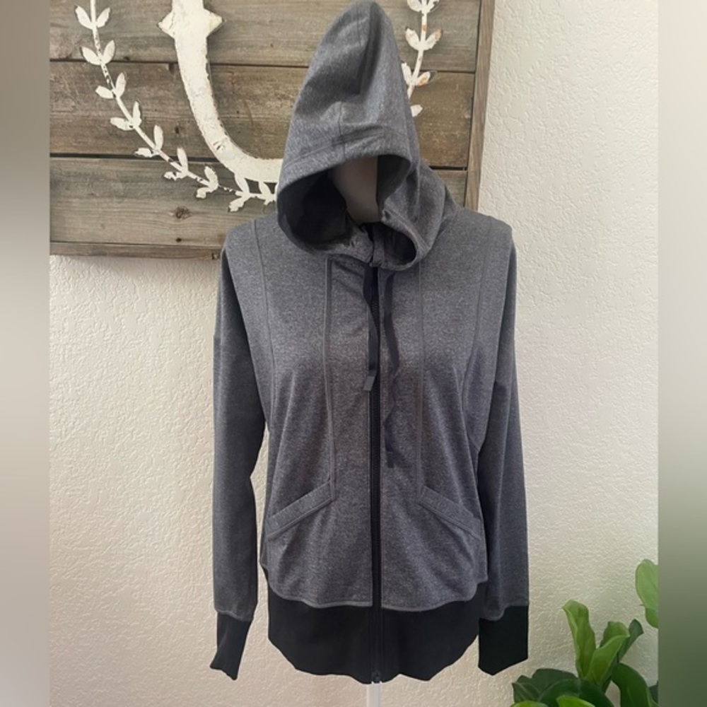 Lucy gray black full zip hooded jacket ladies size M